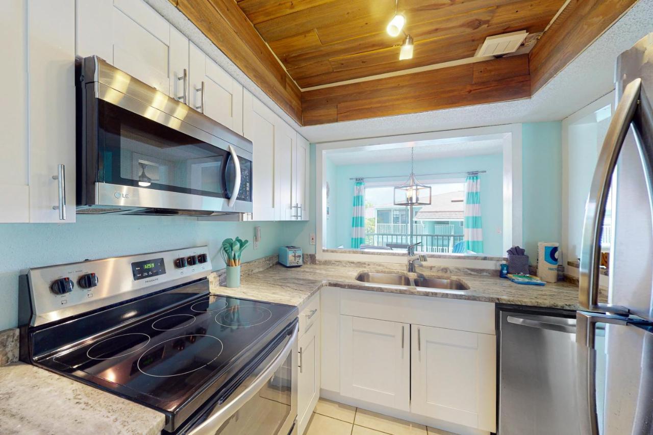 Highland Avenue Heaven Apartment Bradenton Beach Bagian luar foto