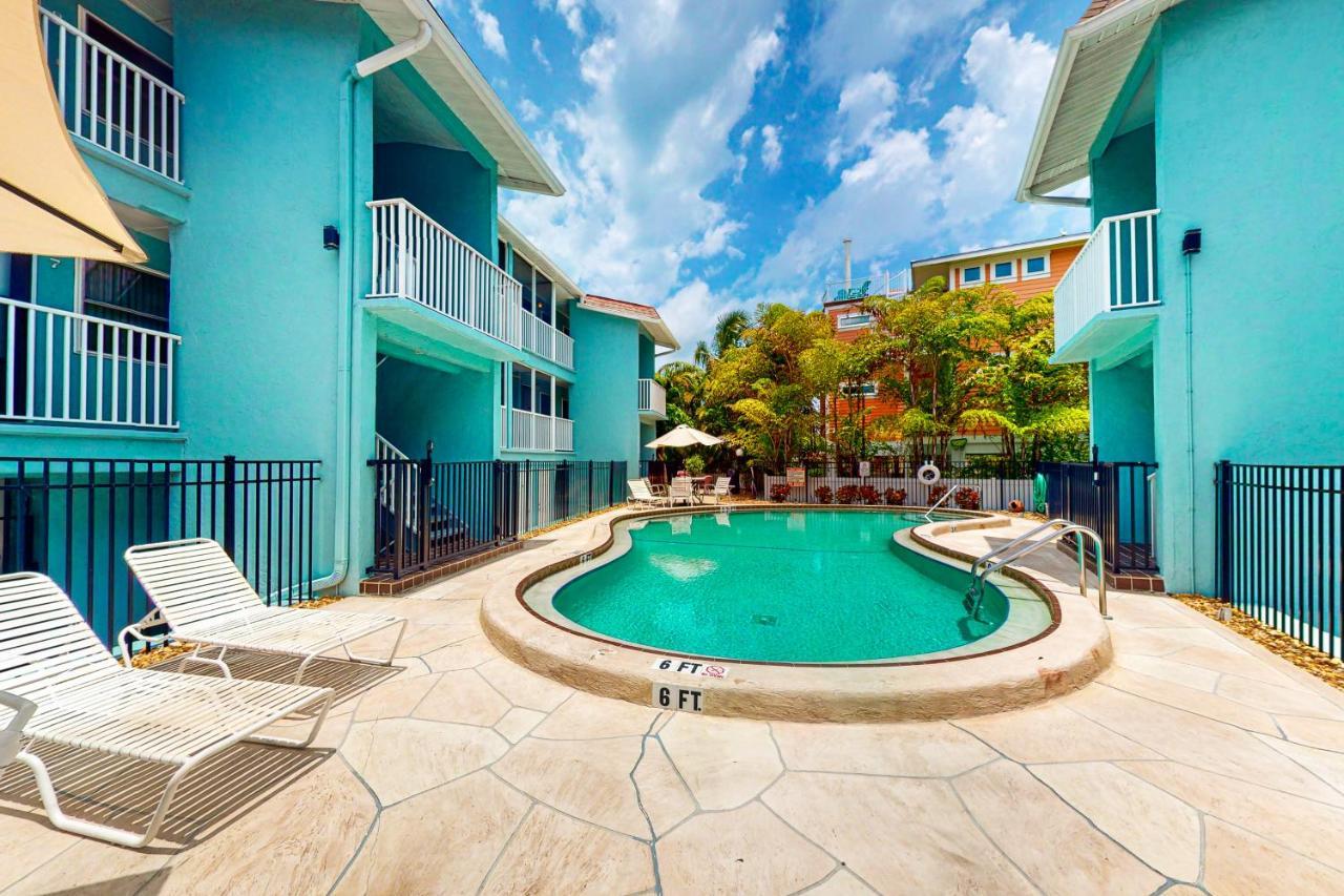 Highland Avenue Heaven Apartment Bradenton Beach Bagian luar foto