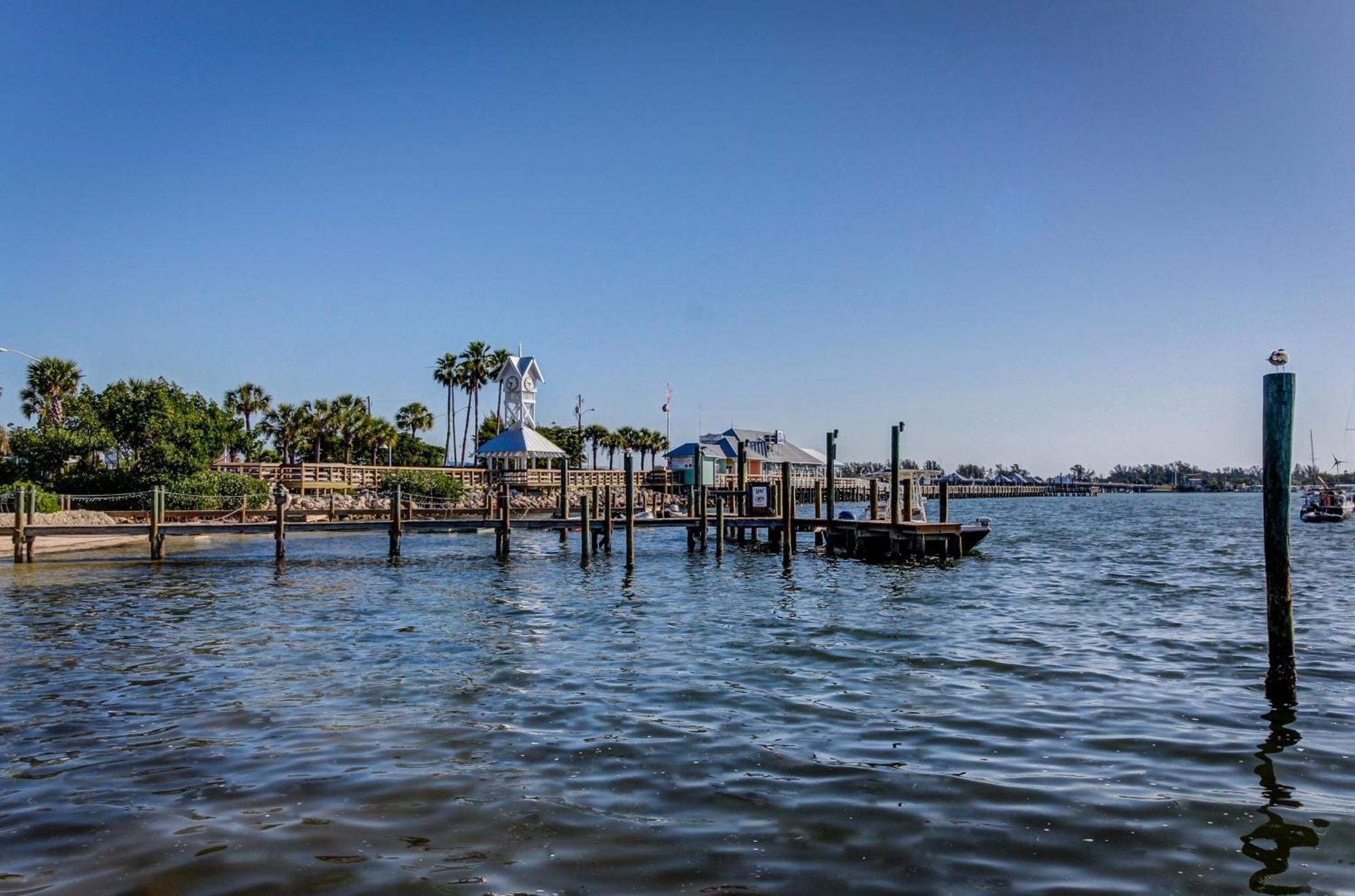Highland Avenue Heaven Apartment Bradenton Beach Bagian luar foto